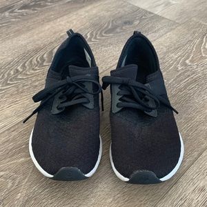 New Balance Nergize Size 8